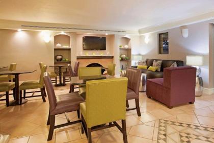 La Quinta Inn by Wyndham Denver Golden - image 2