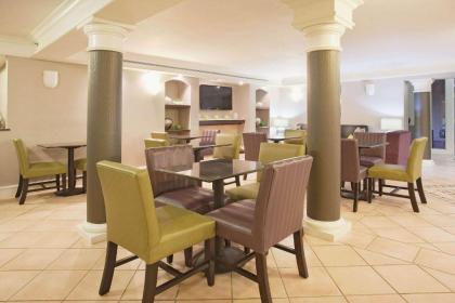 La Quinta Inn by Wyndham Denver Golden - image 6