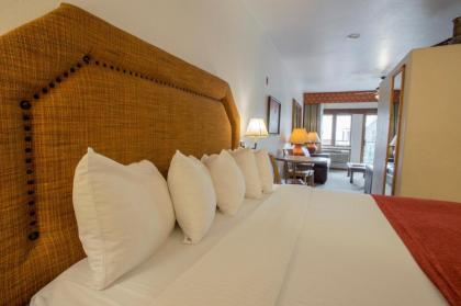 Table Mountain Inn - image 8