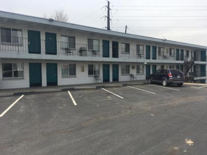 Mountain View Inn - image 12