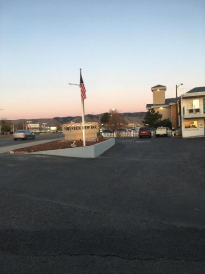 Mountain View Inn - image 13