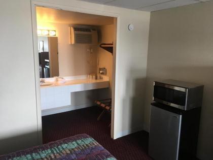 Mountain View Inn - image 4