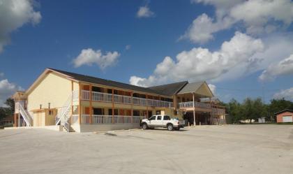 Antlers Inn Goliad - image 9