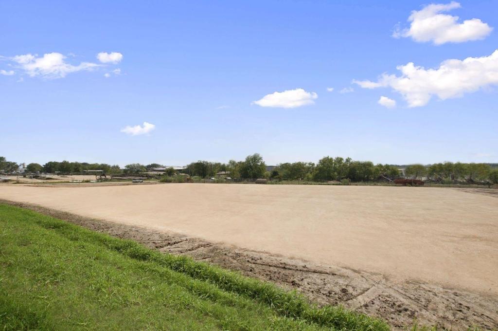 Microtel Inn & Suites Gonzales - image 4