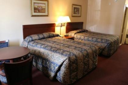 Western Inn - Gonzales - image 3