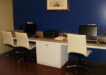 Comfort Suites near Tanger Outlet Mall - image 8