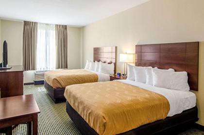 Quality Inn & Suites Near Tanger Outlet Mall - image 8