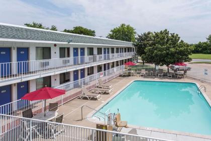 motel 6 Goodlettsville tN   Nashville Goodlettsville Tennessee