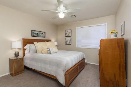 Estrella Grand 4BR by Casago - image 15