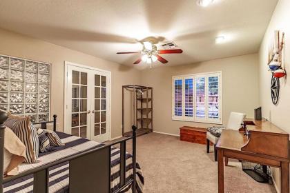 Estrella Grand 4BR by Casago - image 16