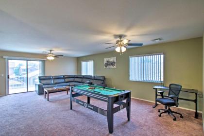 Spacious Goodyear Retreat - Walk to Wigwam! - image 12