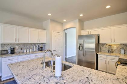 Contemporary Refuge with Sunny Private Pool! - image 10