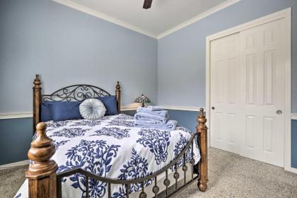 Goodyear Home with Outdoor Oasis on Golf Course - image 16