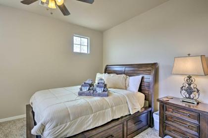 Goodyear Home with Outdoor Oasis on Golf Course - image 18