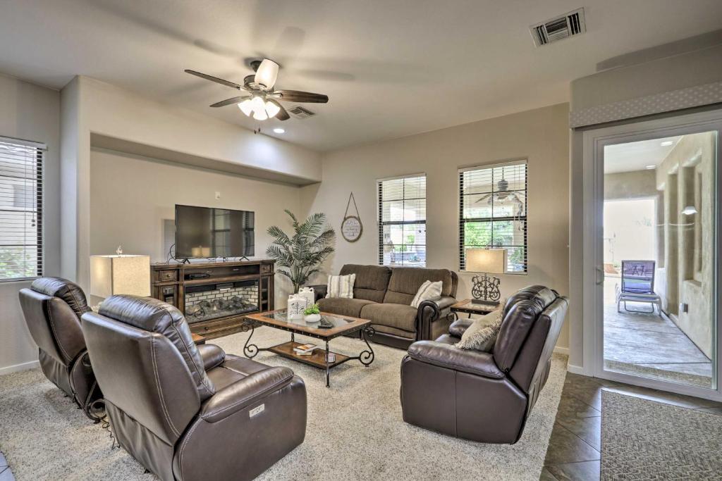 Goodyear Home with Outdoor Oasis on Golf Course - image 3