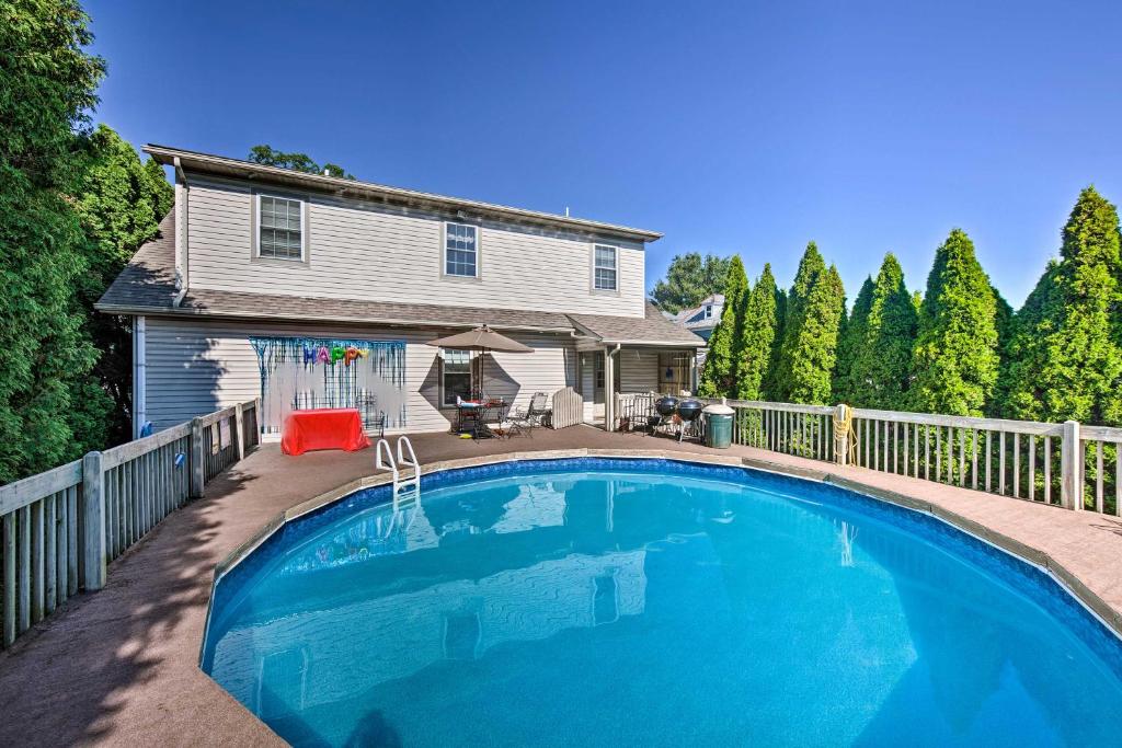 Charming Amish Country Home with Private Pool and BBQ! - main image