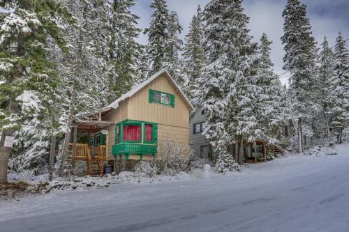 The Wilcox Cabin - main image