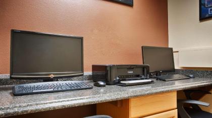 Best Western Plus Graham Inn - image 8