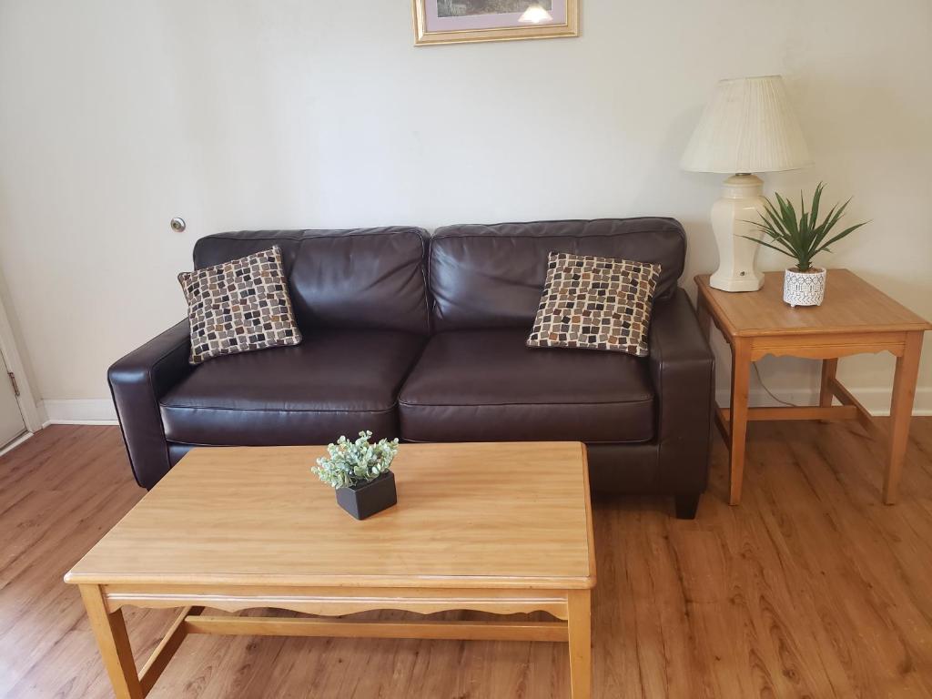 Affordable Suites Graham - image 2