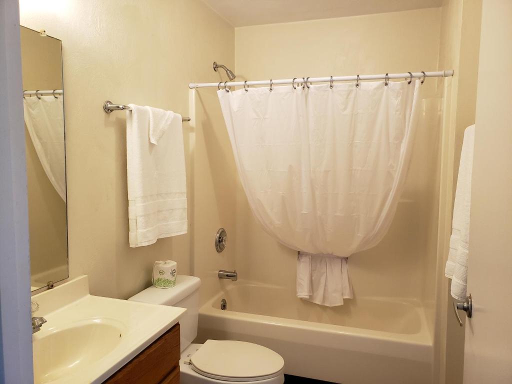Affordable Suites Graham - image 3