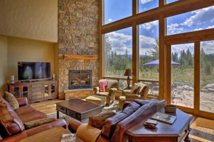 Spacious Rocky mtn Getaway 9 mi to Winter Park Granby Colorado