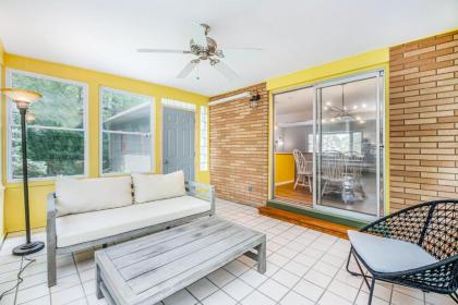 The Sunset House - image 15