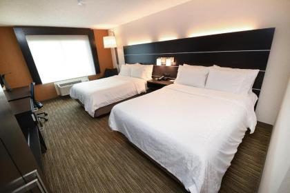 Holiday Inn Express Hotel & Suites Grand Forks an IHG Hotel - image 13