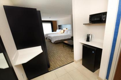 Holiday Inn Express Hotel & Suites Grand Forks an IHG Hotel - image 15