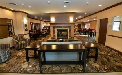 Holiday Inn Express Hotel & Suites Grand Forks an IHG Hotel - image 8