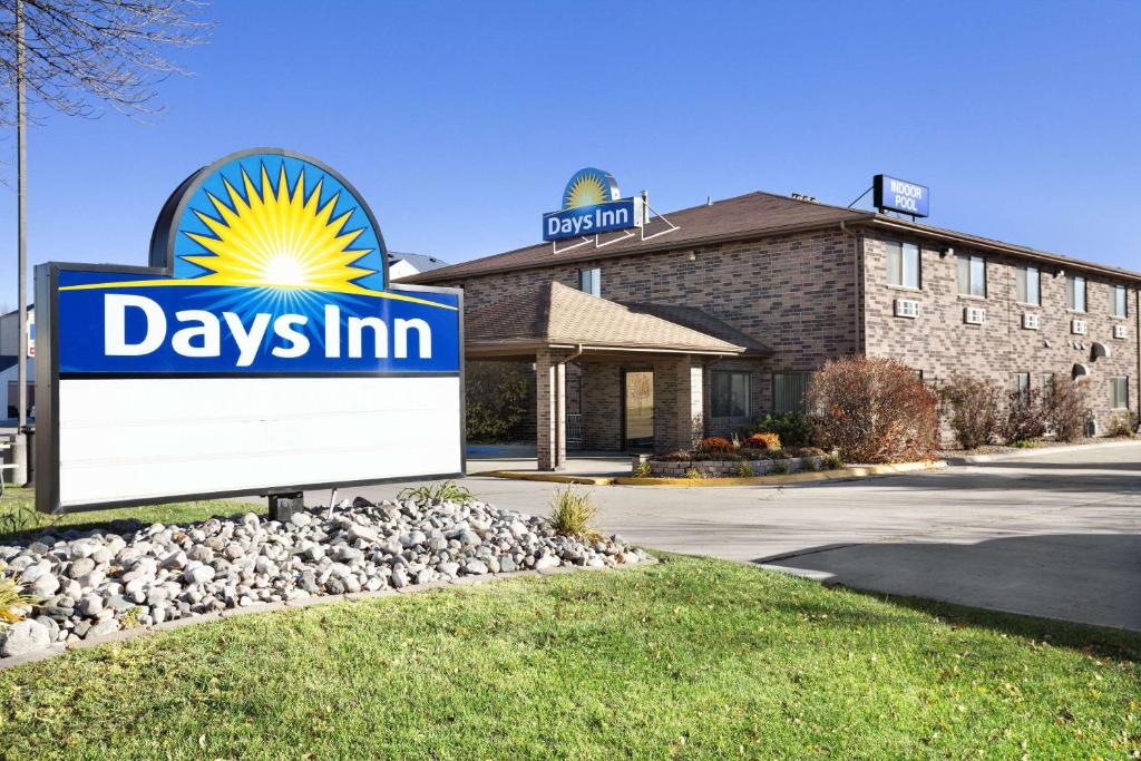 Days Inn by Wyndham Columbia Mall - main image