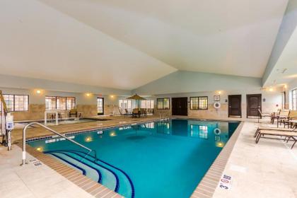 Staybridge Suites Grand Forks an IHG Hotel - image 9