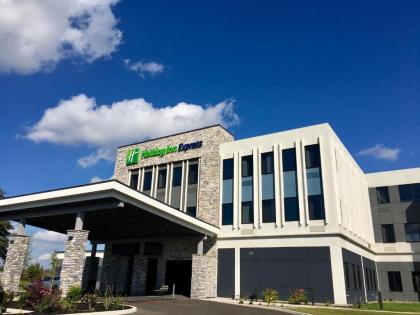 Holiday Inn Express   Grand Island an IHG Hotel