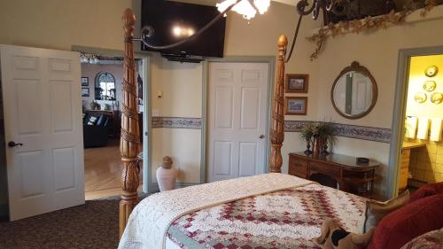 The Bookcliffs Bed & Breakfast - image 4