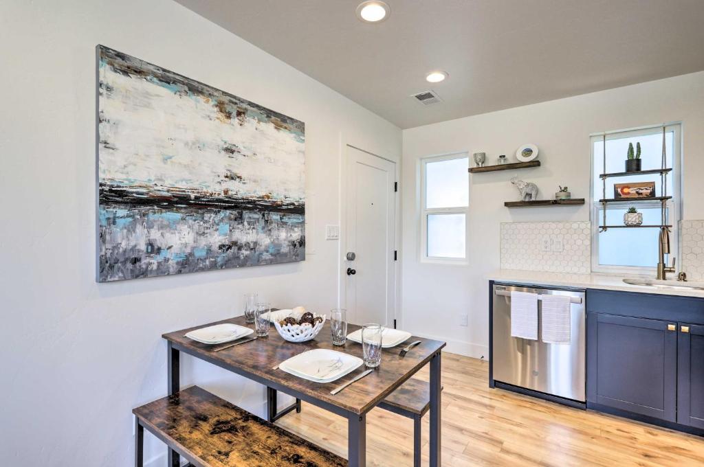 Adorable Studio Walk to Dtwn Grand Junction! - image 6