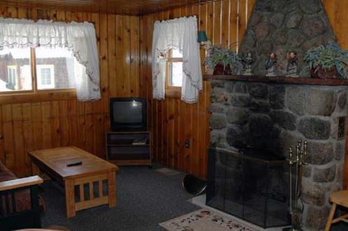 Daven Haven Lodge & Cabins - image 5