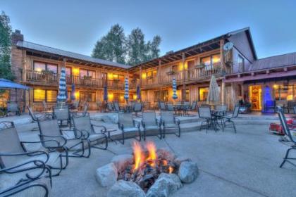 Grandview Mountain Lodge