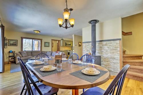 Spacious Rocky Mountain Cabin with Hot Tub and Deck! - main image