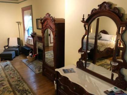 The Parsonage Inn B&B - image 3