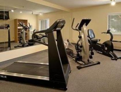 Baymont Inn and Suites Grand Rapids Airport