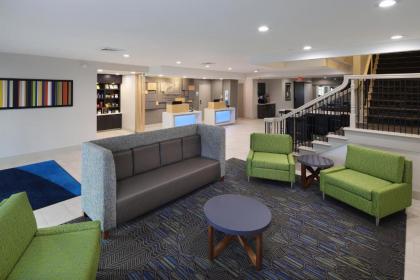 Holiday Inn Express Grand Rapids Southwest an IHG Hotel - image 21