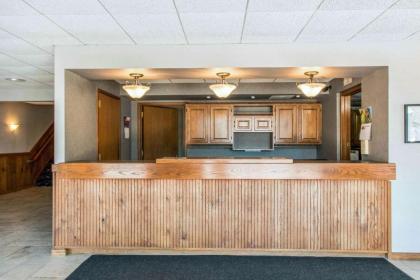 Rodeway Inn - image 9