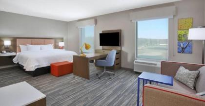 Hampton Inn & Suites Grandville Grand Rapids South - image 3
