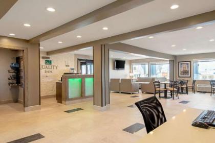 Quality Inn Mishawaka near Notre Dame - image 14