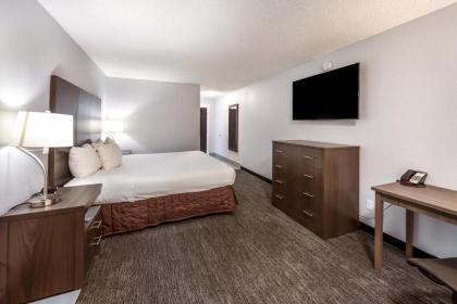 Red Lion Inn & Suites Grants Pass - image 14