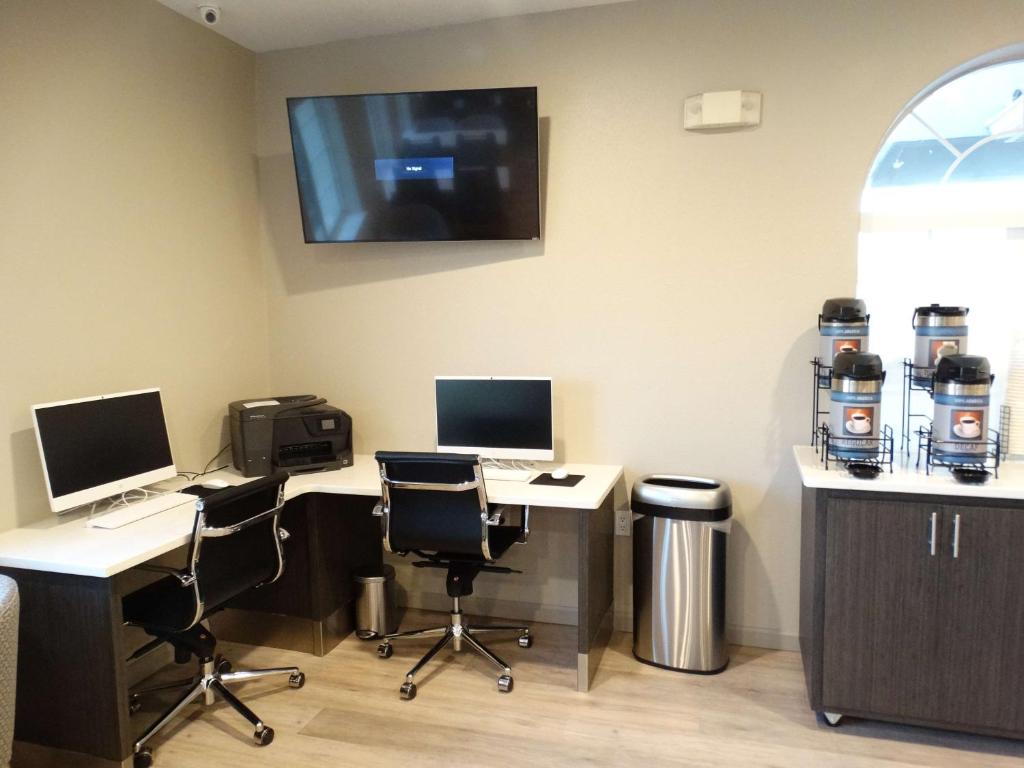 Best Western Grants Inn - image 3