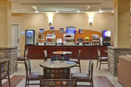 Holiday Inn Express Hotel & Suites Grants Milan - image 12