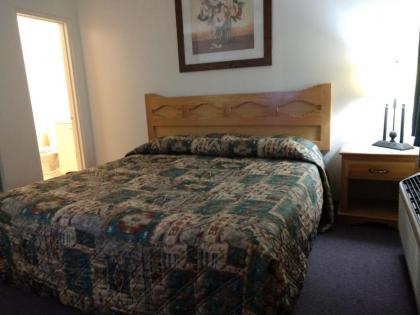 Southwest Motel - image 7