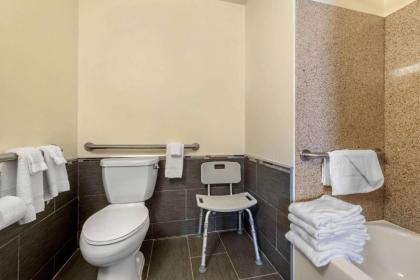 MainStay Suites Grantville - image 10