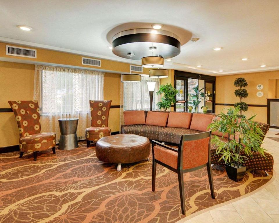 Comfort Inn Grapevine - image 5