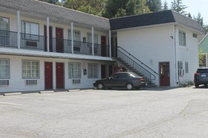 Stagecoach Motel - image 5
